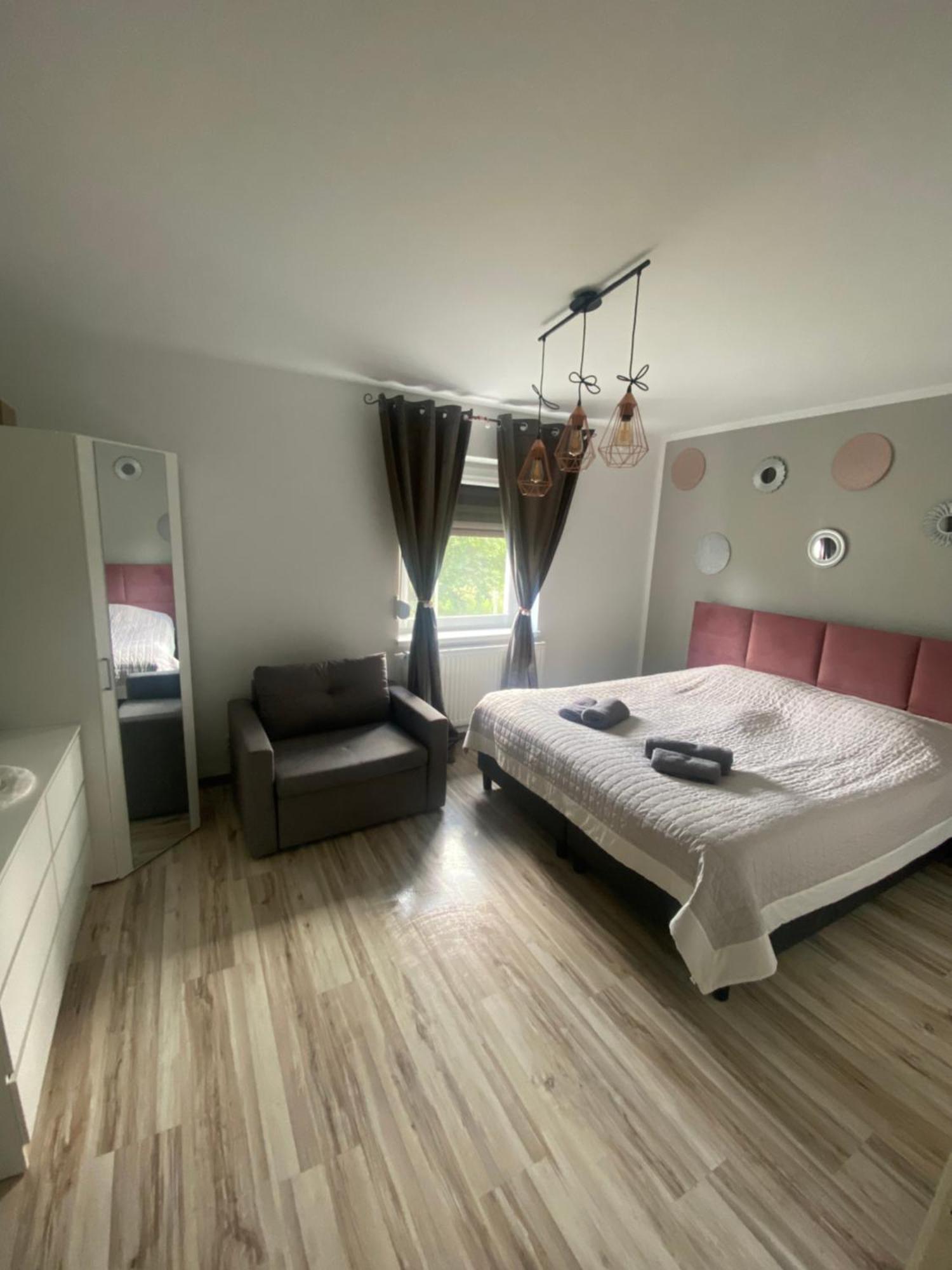 Apartamenty Ciukaj Paczkow Exterior foto